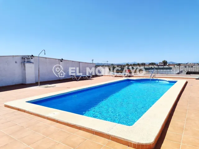 Fantástico apartamento con terraza en la tranquila localidad - foto 3