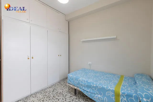 Piso de 3 dormitorios en calle milán, zaidín | muy luminoso y con gran potencial — 19