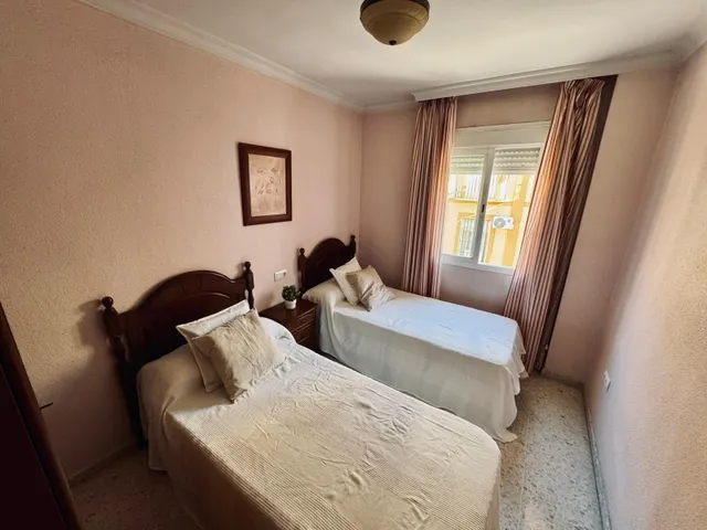VIVIENDA SITUADA EN CALLE GANADO. — 27