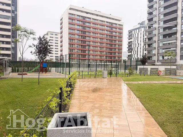 ¡A ESTRENAR! AMPLIO, BONITO Y MODERNO EN RESIDENCIAL CON PISCINA Y BALCÓN — 3