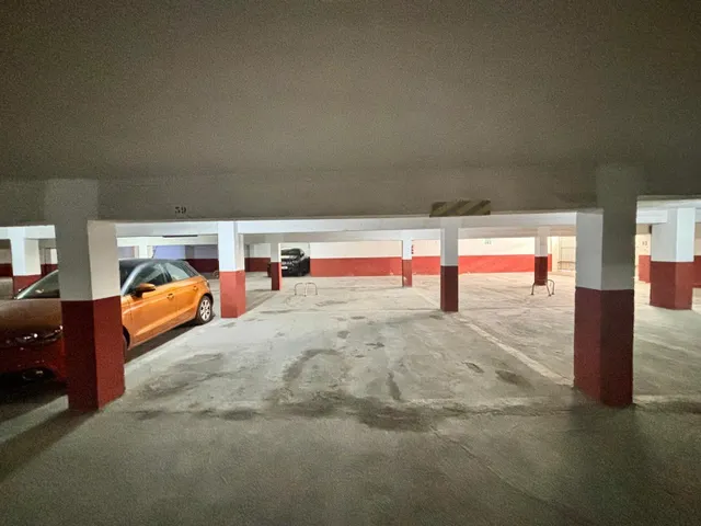 Apartamento en primera línea de playa de Gandia en residencial con piscina comunitaria, garaje y trastero. — 9