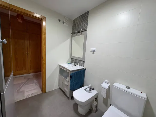 Encantador Apartamento en Primera Línea de Playa en Salobreña — 18