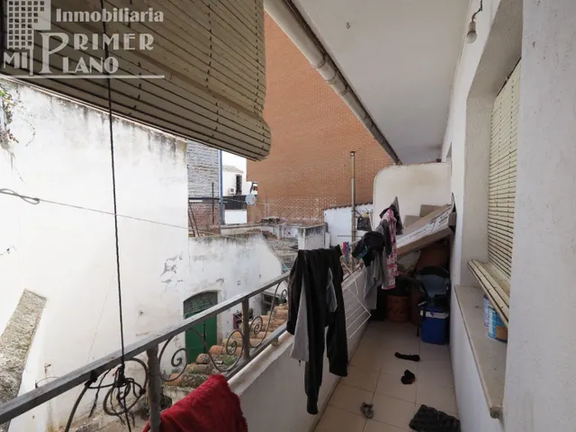 SE VENDE CASA DE 258 M2 DE SUELO Y 397 M2 CONSTRUIDOS EN AVE - foto 5