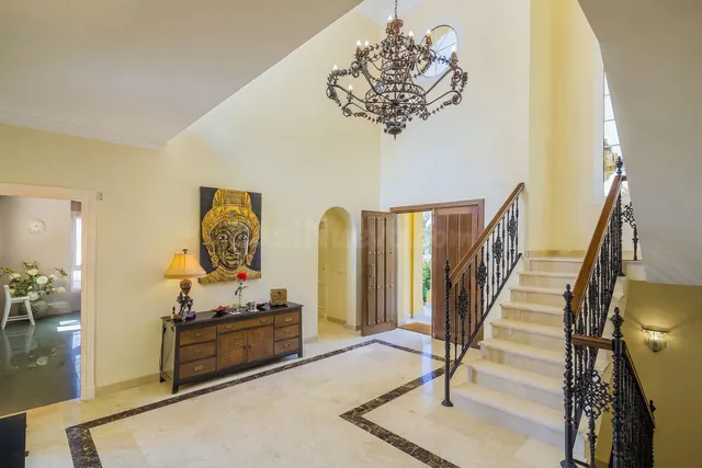 Chalet 4 habitaciones 404m² en venta - Marbella — 2