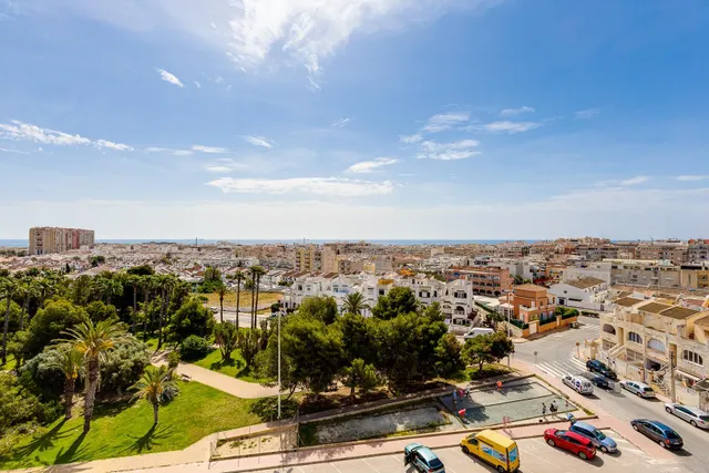Apartamento de dos dormitorios en residencial con piscina comunitaria — 40