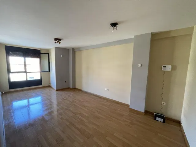 ESTUPENDA VIVIENDA EN  TROBAJO DEL CERECEDO — 2