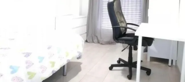 PISO DE 5 habitaciones EN CALLE TEJEIRO – IDEAL PARA ESTUDIA - foto 3