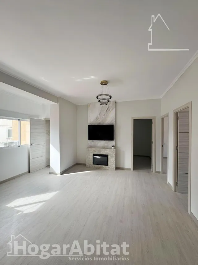 ¡REFORMADO A ESTRENAR! ACOGEDOR, MODERNO Y EXTERIOR, CERCA DEL CENTRO — 21