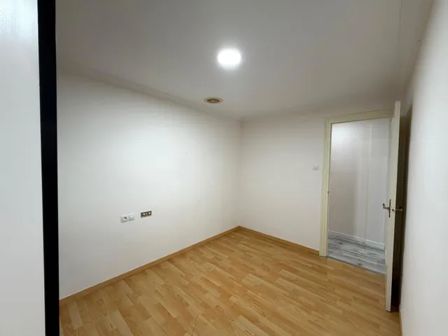 Se vende piso céntrico en Elche — 11