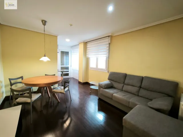 PRECIOSO BAJO EN ALQUILER CON DOS habitaciones Y AMPLIA TERRAZA. — 10