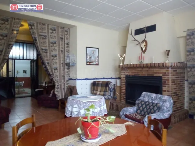 CASA DE PUEBLO DE DOS PLANTAS - foto 2