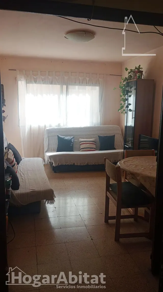 ¡Oportunidad para reformar! Acogedor, luminoso y exterior, cerca del puerto — 28