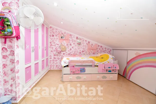 Inmejorable ubicación en pleno centro y vistas despejadas en este ático dúplex exterior con terraza — 26