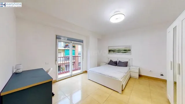 AMPLIA HABITACIÓN DE ALQUILER EN MISLATA CON BALCÓN