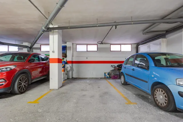 4 Dormitorios 2 baños  vivienda grande — 28
