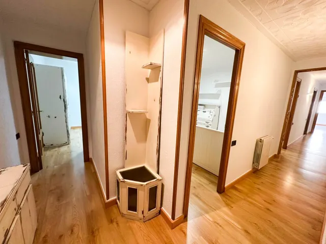 Piso amplio de 4 habitaciones EN TERRASSA!!! — 8