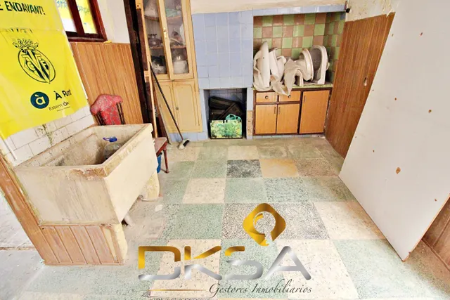 Casa económica para reformar que da a 2 calles en Vila-real - foto 5