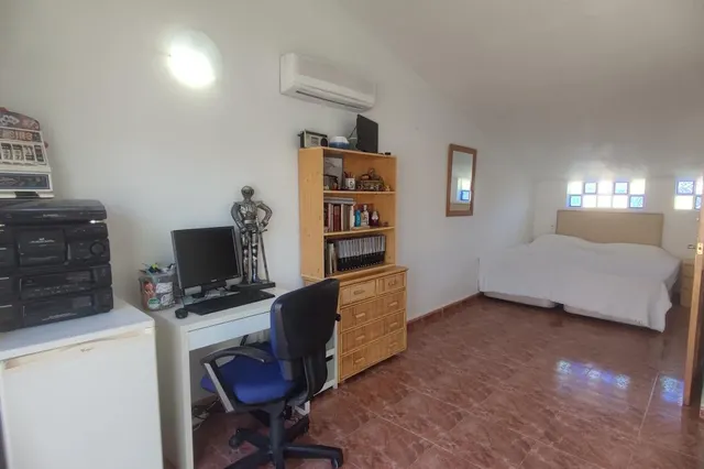Magnífico tríplex de tres dormitorios con garaje privado en Playa Flamenca, Orihuela Costa — 14