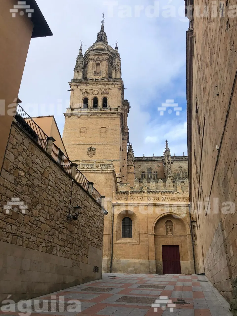 EXCLUSIVA VIVIENDA EN EL CENTRO HISTORICO CON VISTAS ESPECTACULARES A LA CATEDRAL