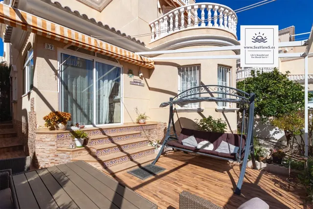 Maravillosa villa independiente (aprox. 105 m2 + terrazas) c