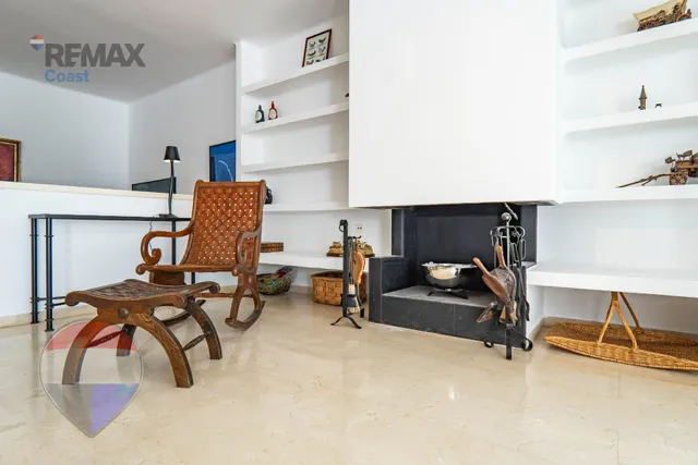 Amplio dúplex en Urb. Río Real - Marbella Este — 44