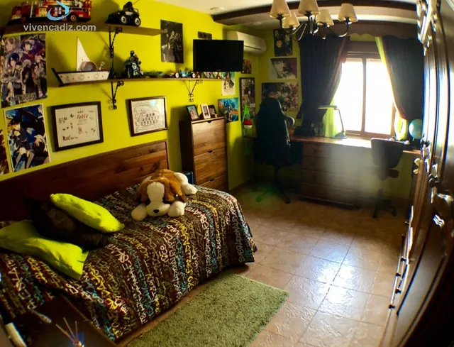 AMPLIA VIVIENDA CON ASCENSOR - ZONA CENTRO — 25