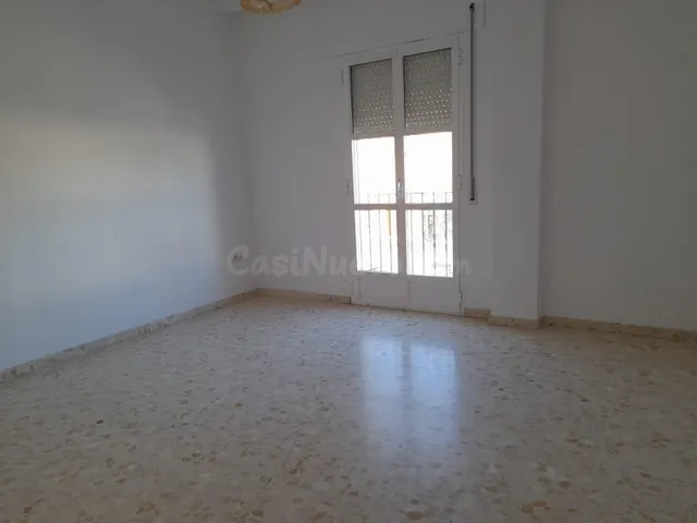 Venta de piso en Estepa, zona Avenida de Andalucia. - foto 3