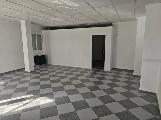 Local comercial 80m² en alquiler - Barrio La Concordia — 7