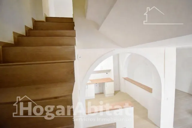 ¡disfruta de una casa reformada y luminosa con impresionante terraza! — 11