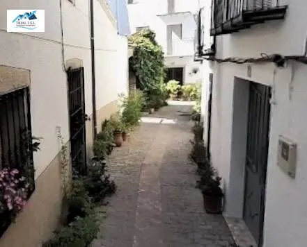 Venta de chalet en Iznatoraf - Jaen