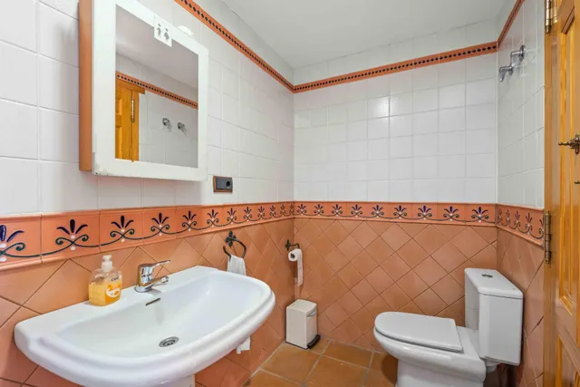 Preciosa finca Chalet con 4 dormitorios y 3.000 m2 de parcela vallada en la Robella — 39
