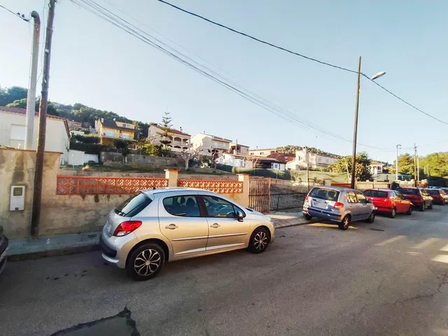 PARCELA EDIFICABLE PLANA A LA VENTA EN CUNIT URBANIZACIÓN LOS ROSALES — 9