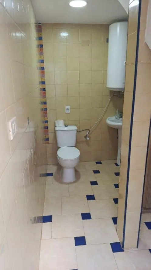 SE VENDE CASA EN CASTELLON CERCA DEL HOSPITAL GENERAL — 30
