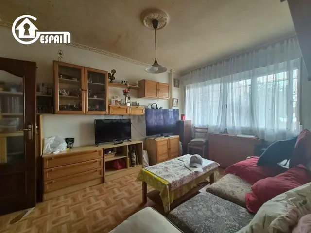 NUDA PROPIEDAD DE PISO EN PARQUE EUROPA — 5