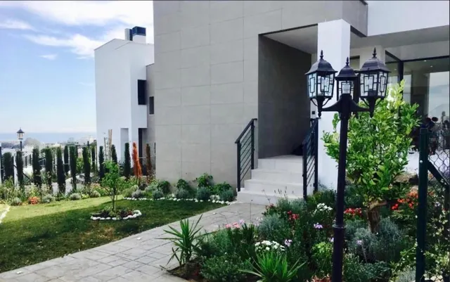 Villa 4 habitaciones 300m² en alquiler - Costa Del Sol — 39