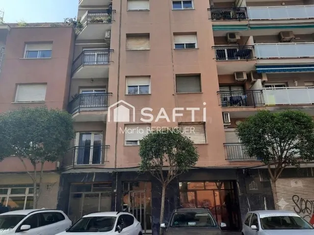 Ático de 99 m² construidos con espectacular terraza privada  - foto 3