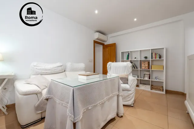 Piso de 87 m2 con 3 dormitorios en Pedro Antonio de Alarcón 27, junto a Recogidas — 29