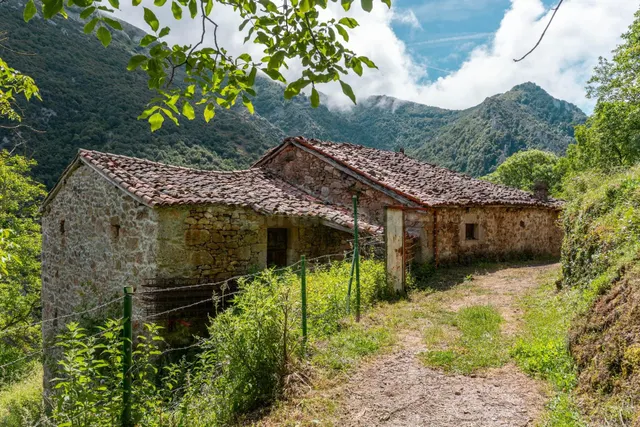 Casa tradicional para rehabilitación integral junto al Parqu