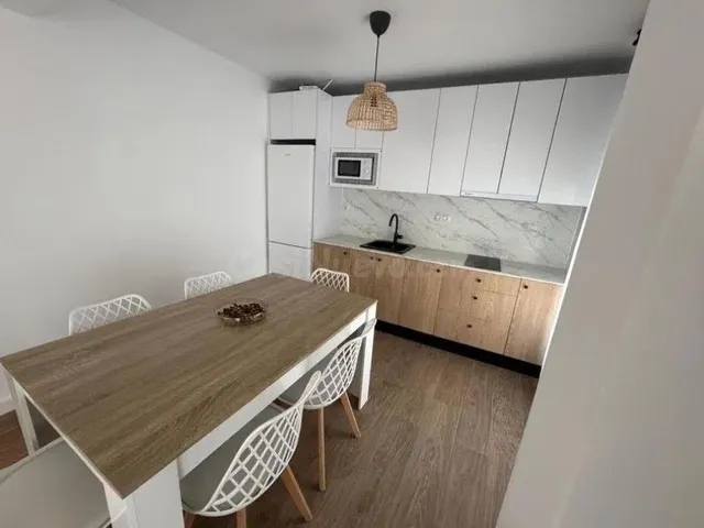 Apartamento 2 habitaciones 75m² en alquiler - Paseo Marítimo - foto 4