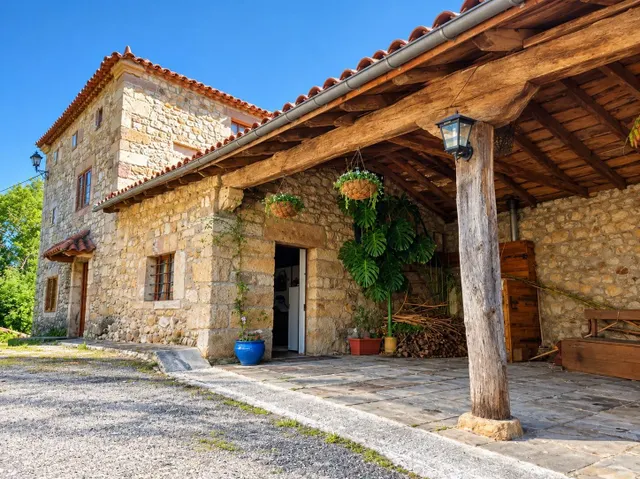El encanto de una auténtica casa de piedra en los Valles Pas