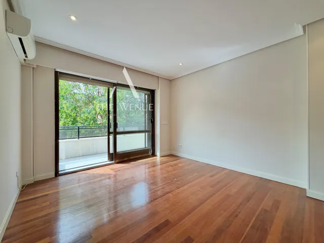 En una de las mejores urbanizaciónes de la zona coqueto piso con terraza  piscina y plaza de apracamiento — 15