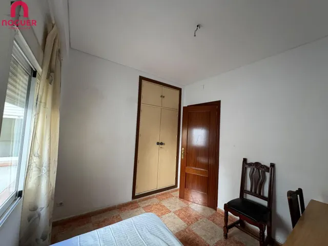 PISO JUNTO MEDINA AZAHARA CON ASCENSOR , TERRAZA, TRASTERO Y AZOTEA INDEPENDIENTE — 16