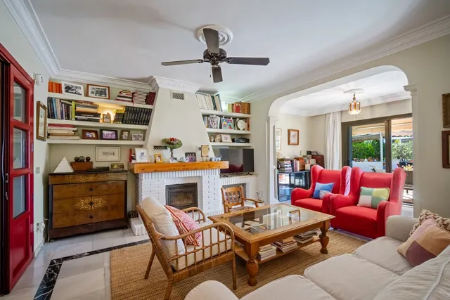 Chalet 4 habitaciones 400m² en venta - Marbella — 6