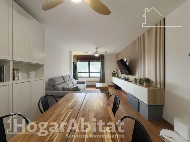 ¡Hogar de lujo! Amplio, sofisticado y reformado, con patio y - foto 5