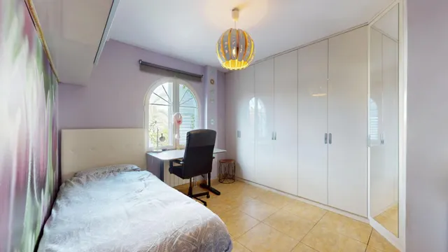 VILLA DE 5 DORMITORIOS Y 3 BAÑOS EN LA ZENIA — 19