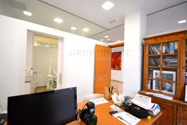 Se vende local de alto Standing 140m2 - foto 5