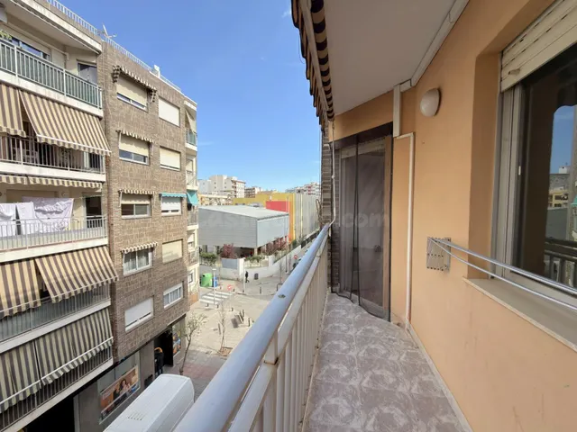 PISO EN GANDIA ZONA COREA