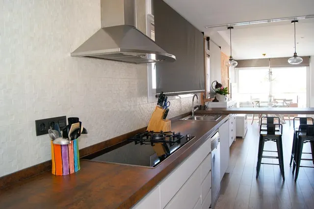 Descubre tu Oasis Privado en la Costa Blanca: Villa de Diseñ - foto 5