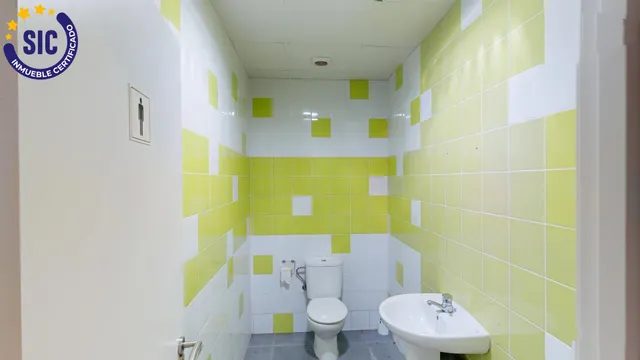 Local comercial o terreno de edificación para promover 5 viviendas y trasteros junto en la Avda. Lidon de Castellón — 24