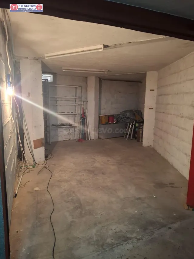 SE VENDE GARAJE CERRADO JUNTO AL HOSPITAL CON LUZ Y AGUA - foto 2